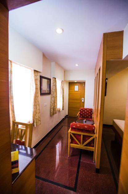 Malles Manotaa Chennai Room photo